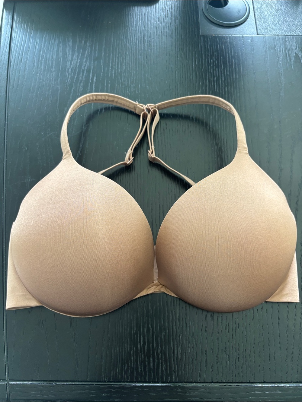 SKIMS Ultimate Push Up Plunge Bra - Picture 3 of 6